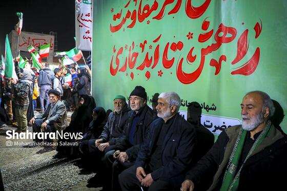 گزارش تصویری | موج سی‌ و چهارم حضور حماسی مردم مشهد در خیابان‌ها