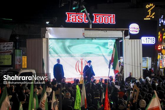 گزارش تصویری | موج سی‌ و چهارم حضور حماسی مردم مشهد در خیابان‌ها