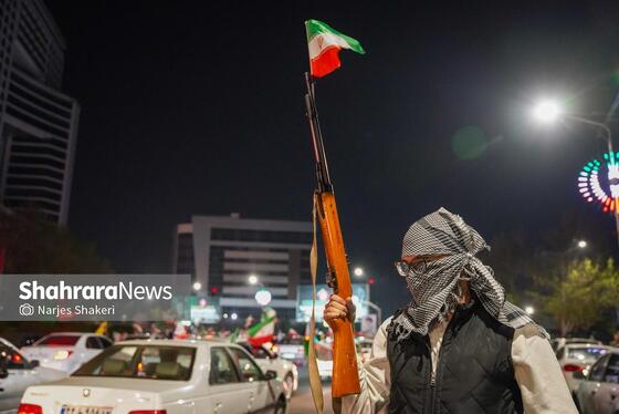 گزارش تصویری | سی‌وچهارمین خروش شبانه مشهدی‌ها در حمایت از نیروهای مسلح