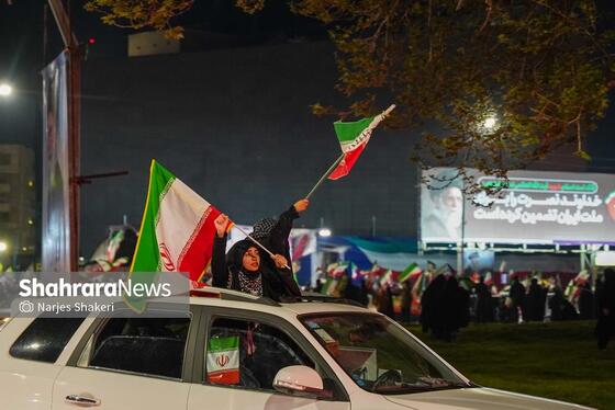 گزارش تصویری | سی‌وچهارمین خروش شبانه مشهدی‌ها در حمایت از نیروهای مسلح