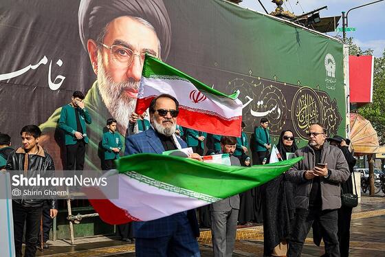 گزارش تصویری | تجدید میثاق جمعی از ورزشکاران و هنرمندان مشهد مقدس با شهدای والامقام جنگ رمضان