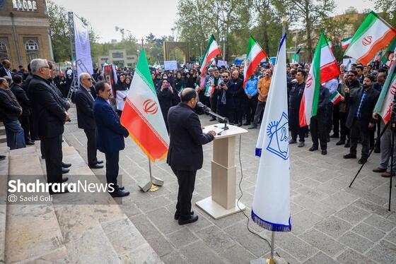 گزارش تصویری | تجمع سراسری کادر سلامت در محکومیت حملات غیرانسانی آمریکایی-صهیونی در بیمارستان امام رضا (ع) مشهد