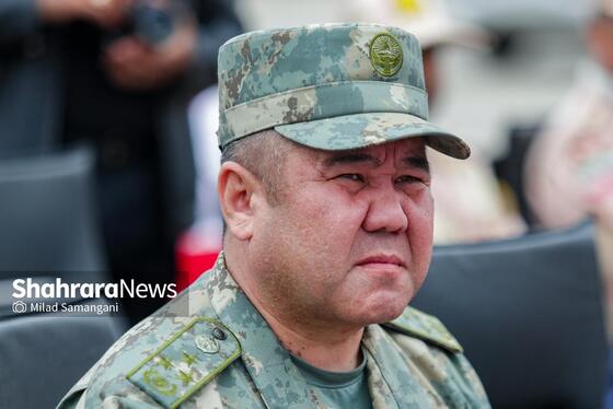 گزارش تصویری | ورود نخستین کاروان کمک‌های بشردوستانه قرقیزستان به ایران از مرز سرخس