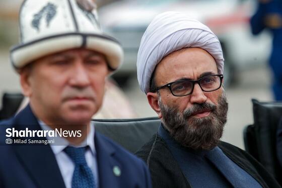 گزارش تصویری | ورود نخستین کاروان کمک‌های بشردوستانه قرقیزستان به ایران از مرز سرخس