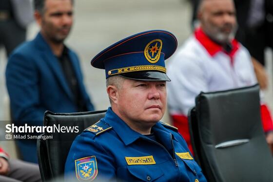 گزارش تصویری | ورود نخستین کاروان کمک‌های بشردوستانه قرقیزستان به ایران از مرز سرخس