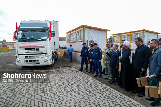 گزارش تصویری | ورود نخستین کاروان کمک‌های بشردوستانه قرقیزستان به ایران از مرز سرخس