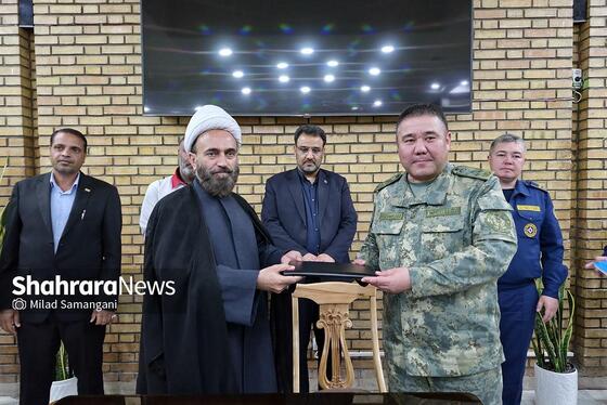 گزارش تصویری | ورود نخستین کاروان کمک‌های بشردوستانه قرقیزستان به ایران از مرز سرخس