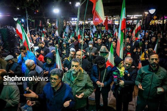گزارش تصویری | سی‌وهفتمین شب شکوه حضور مردم در خیابان‌های مشهد