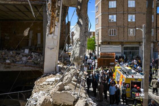 گزارش تصویری | خسارات شدید به منازل مسکونی در نظرآباد البرز در پی حمله دشمن