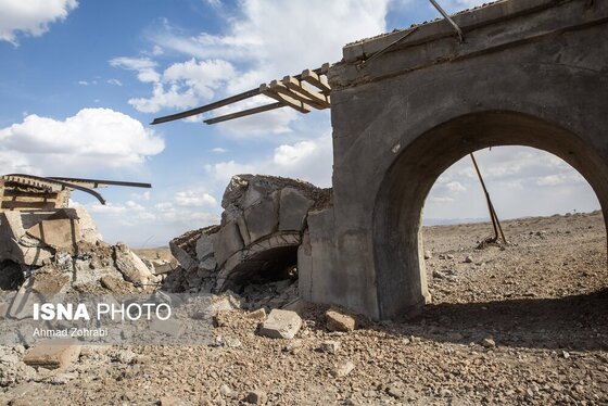 گزارش تصویری | خسارات ناشی از تجاوز آمریکایی صهیونیستی به پل راه آهن در محدوده استان قم