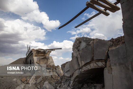 گزارش تصویری | خسارات ناشی از تجاوز آمریکایی صهیونیستی به پل راه آهن در محدوده استان قم