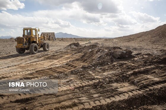 گزارش تصویری | خسارات ناشی از تجاوز آمریکایی صهیونیستی به پل راه آهن در محدوده استان قم