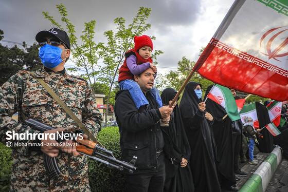 گزارش تصویری | تشکیل زنجیره انسانی مردم در کنار نیروگاه حرارتی مشهد