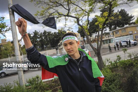 گزارش تصویری | تشکیل زنجیره انسانی مردم در کنار نیروگاه حرارتی مشهد