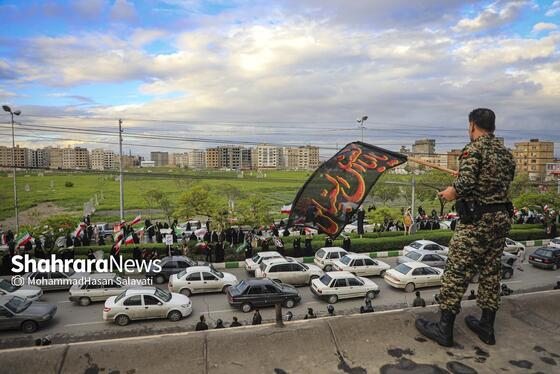 گزارش تصویری | تشکیل زنجیره انسانی مردم در کنار نیروگاه حرارتی مشهد