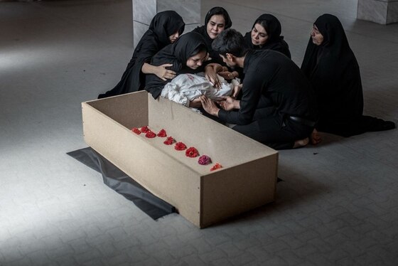 گزارش تصویری | محمد طاها یک ماه پس از شهادت در آغوش خاک آرام گرفت