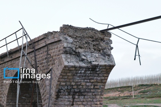 گزارش تصویری | حمله هوایی به پل راه‌آهن امین آباد زنجان