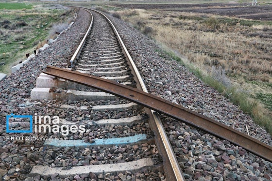 گزارش تصویری | حمله هوایی به پل راه‌آهن امین آباد زنجان