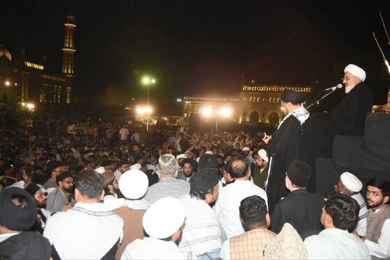 مراسم اربعین رهبر شهید در لکهنو هند + فیلم و عکس