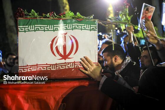 گزارش تصویری | وداع با پیکر مطهر پرستار شهید «حسین عشقی» در مشهد