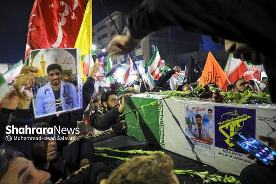 گزارش تصویری | وداع با پیکر مطهر پرستار شهید «حسین عشقی» در مشهد