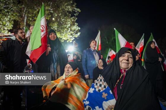 گزارش تصویری | سی‌وهشتمین شب شکوه حضور مردم در خیابان‌های مشهد