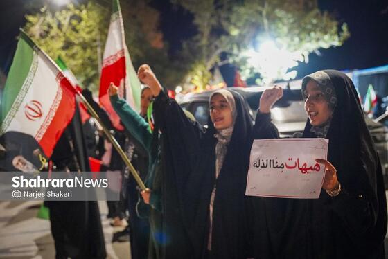 گزارش تصویری | سی‌وهشتمین شب شکوه حضور مردم در خیابان‌های مشهد