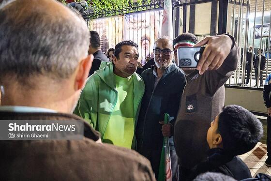 گزارش تصویری |حضور جامعه ورزش مشهد در سی و هشتمین شب شکوه حضور مردم در خیابان‌های مشهد