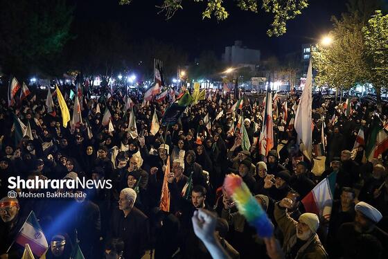 گزارش تصویری | سی‌ونهمین شب شکوه حضور مردم در خیابان‌های مشهد ۱