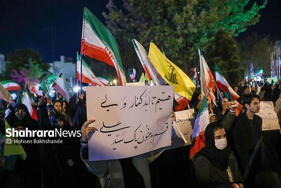 گزارش تصویری | سی‌ونهمین شب شکوه حضور مردم در خیابان‌های مشهد ۱