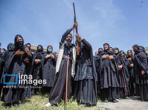 در رسای «برنو»، نماد ایستادگی عشایر مقابل دشمن