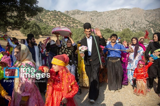 در رسای «برنو»، نماد ایستادگی عشایر مقابل دشمن