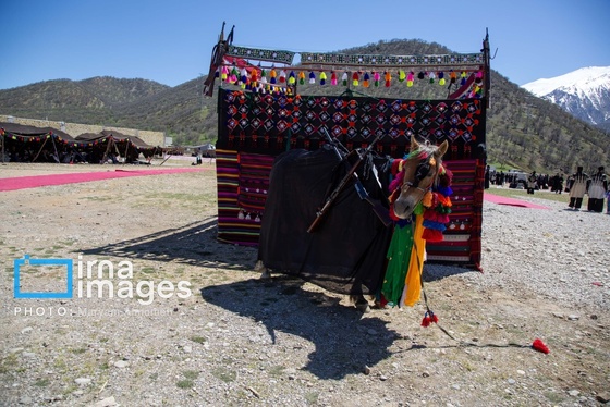 در رسای «برنو»، نماد ایستادگی عشایر مقابل دشمن
