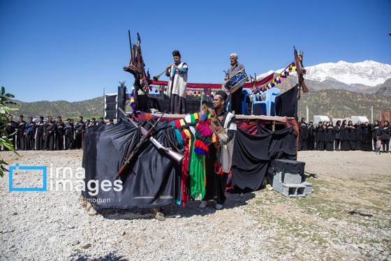 در رسای «برنو»، نماد ایستادگی عشایر مقابل دشمن