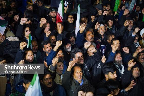 گزارش تصویری | سی‌ونهمین شب شکوه حضور مردم در خیابان‌های مشهد ۲