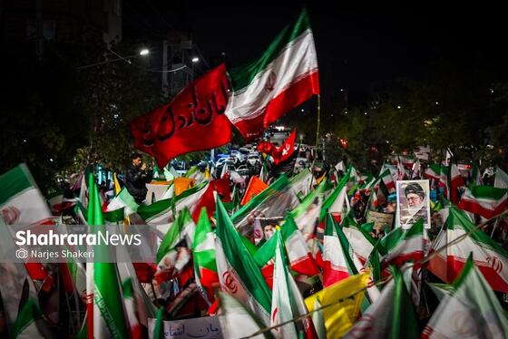 گزارش تصویری | سی‌ونهمین شب شکوه حضور مردم در خیابان‌های مشهد ۲