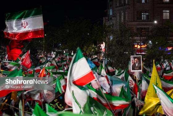 گزارش تصویری | سی‌ونهمین شب شکوه حضور مردم در خیابان‌های مشهد ۲