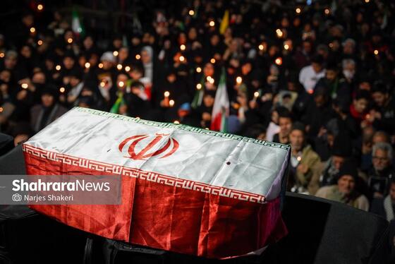 گزارش تصویری | سی‌ونهمین شب شکوه حضور مردم در خیابان‌های مشهد ۲