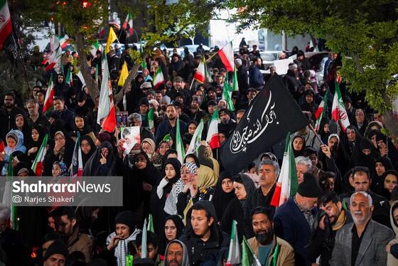 گزارش تصویری | سی‌ونهمین شب شکوه حضور مردم در خیابان‌های مشهد ۲