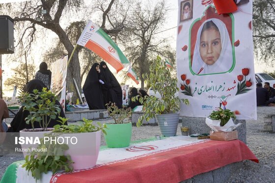 گزارش تصویری | میناب؛ چهلمین روز شهادت دانش‌آموزان مدرسه شجره طیبه