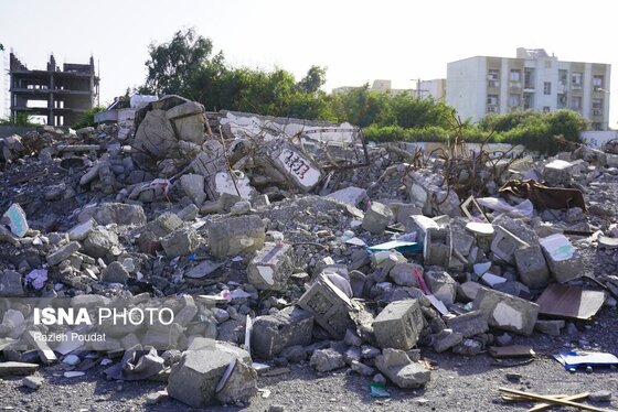 گزارش تصویری | میناب؛ چهلمین روز شهادت دانش‌آموزان مدرسه شجره طیبه