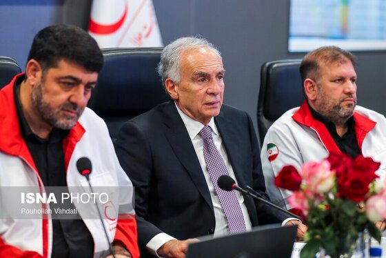 گزارش تصویری | بازدید فرستاده ویژه دبیرکل سازمان ملل از مناطق آسیب دیده از تجاوز آمریکایی - صهیونیستی