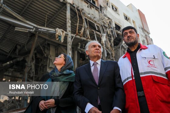 گزارش تصویری | بازدید فرستاده ویژه دبیرکل سازمان ملل از مناطق آسیب دیده از تجاوز آمریکایی - صهیونیستی