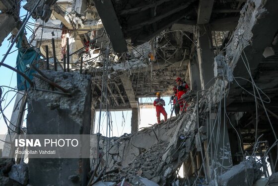 گزارش تصویری | بازدید فرستاده ویژه دبیرکل سازمان ملل از مناطق آسیب دیده از تجاوز آمریکایی - صهیونیستی