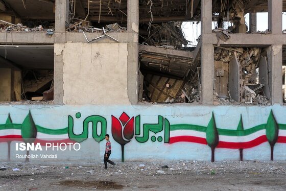 گزارش تصویری | بازدید فرستاده ویژه دبیرکل سازمان ملل از مناطق آسیب دیده از تجاوز آمریکایی - صهیونیستی