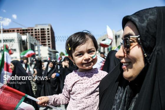 گزارش تصویری| راهپیمایی کالسکه سواران در اربعین رهبر شهید انقلاب در مشهد