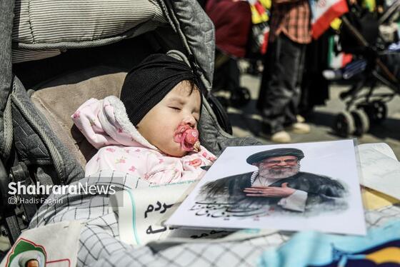 گزارش تصویری| راهپیمایی کالسکه سواران در اربعین رهبر شهید انقلاب در مشهد