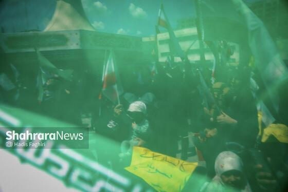 گزارش تصویری| راهپیمایی کالسکه سواران در اربعین رهبر شهید انقلاب در مشهد