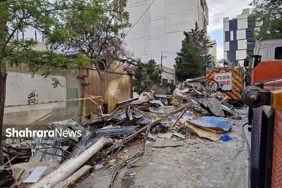 ریزش مرگبار ساختمان در مشهد | بیش از ۲۴ ساعت عملیات تجسس برای نجات محبوس شدگان زیر آوار + عکس و فیلم