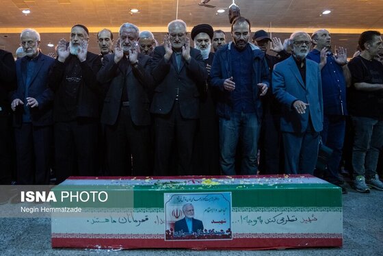 گزارش تصویری | مراسم خاکسپاری پیکر شهید کمال خرازی